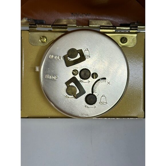 VTG 1970s Bulova Wind-Up Travel Alarm Clock Gold Folding Case 3.5" NOT WORKING - Picture 6 of 9